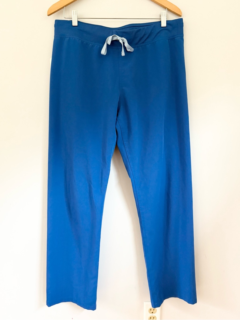 Figs Livingston Basic Scrub Pants | Size Large